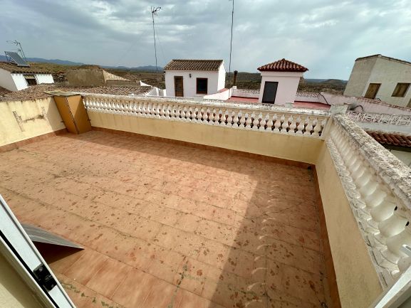 Calle Saturnino Menchon Domínguez, 04270 Sorbas – Almería